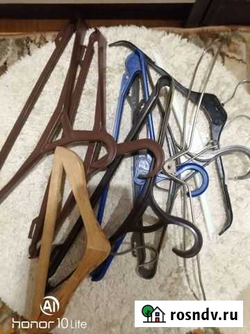 Вешалка плечики для одежды Курган - изображение 1