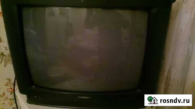 Телевизор samsung Сосновоборск - изображение 1