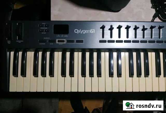 M-Audio oxygen 61 Шебекино - изображение 1