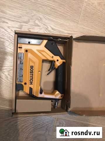 Пневматический степлер Bostitch btfp71875 Гатчина - изображение 1