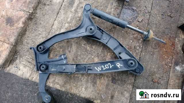 Петли капота W 202, C 180 Мерседес левая и правая Малгобек - изображение 1