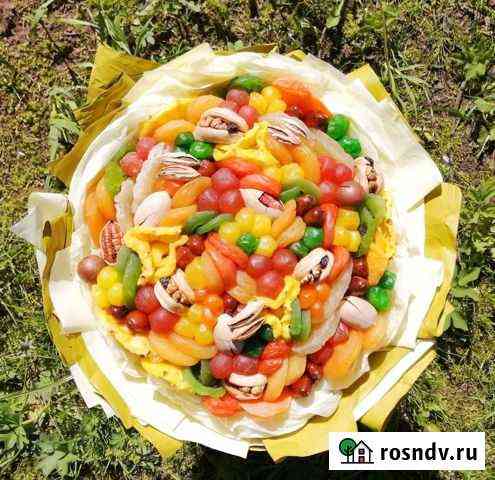 Вкусные, полезные букеты из сухофруктов Луга