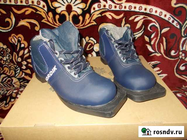 Лыжные ботинки Мантурово - изображение 1