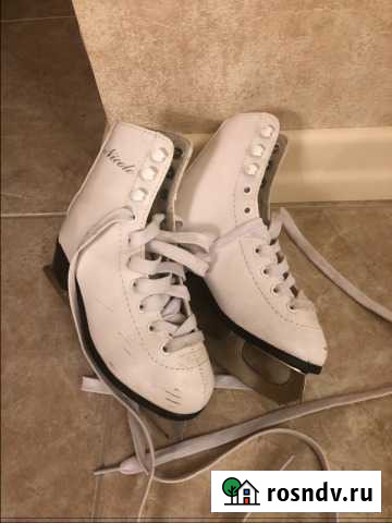 Продам коньки б/у для девочки размер 30 Йошкар-Ола - изображение 1