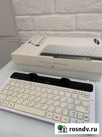 Клавиатура + 2 зарядки к планшету Samsung Galaxy Красногорск - изображение 1