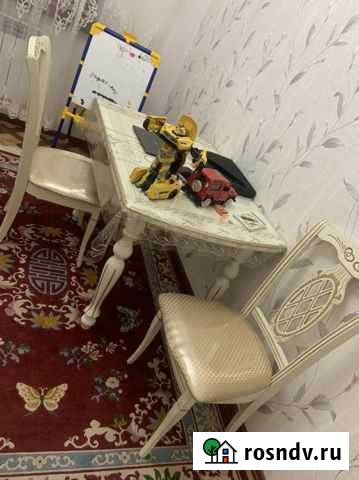 Раздвижной стол и два стула. Новые Урус-Мартан - изображение 1