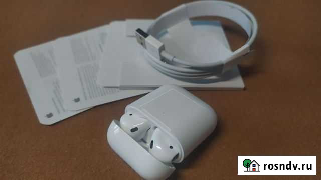 Беспроводные наушники apple airpods 2 Судак - изображение 1