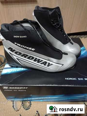 Лыжные ботинки Nordway размер 42 Смоленск - изображение 1