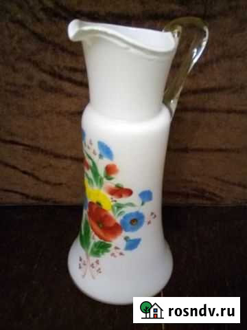 Ваза из молочного стекла СССР Новосибирск - изображение 1