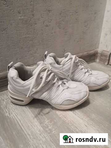 Кроссовки для танцев, джаззовки р-р 33 Барнаул - изображение 1