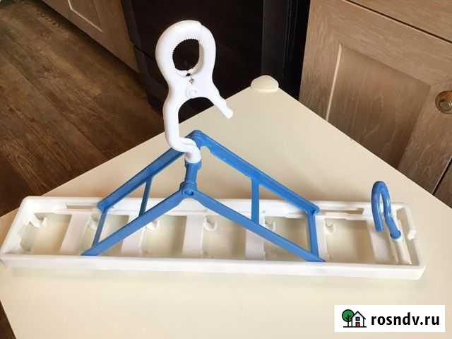 Кронштейн с вешалками новый в упаковке (Германия) Киров - изображение 1