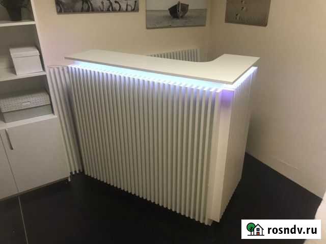 Стойка-ресепшн в наличии Курган - изображение 1