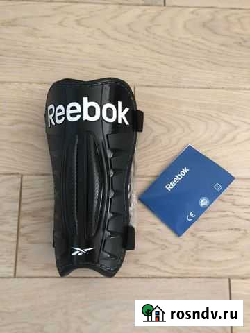 Футбольные щитки Reebok Геленджик - изображение 1