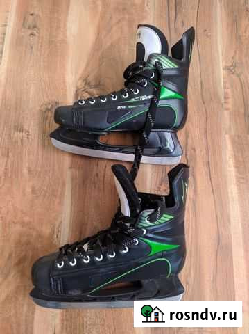 Коньки хоккейные 45 размер Петропавловск-Камчатский - изображение 1