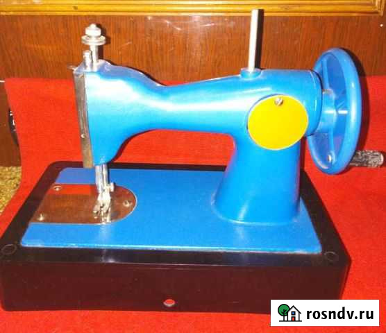 Детская швейная машинка Лузино - изображение 1