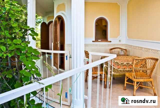 Отдых у моря в Крыму - номер с кухней и террасой Алушта - изображение 1