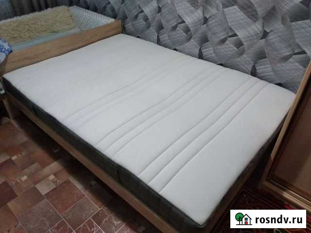 Матрас 140х200х24 ховог IKEA Омск - изображение 1