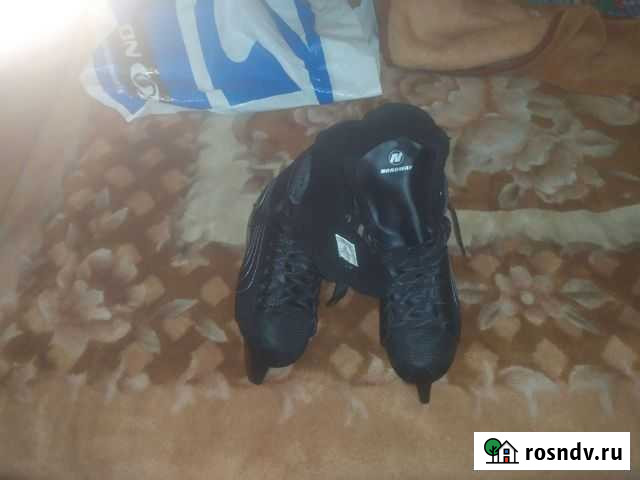 Коньки 42-43р Ижевск - изображение 1