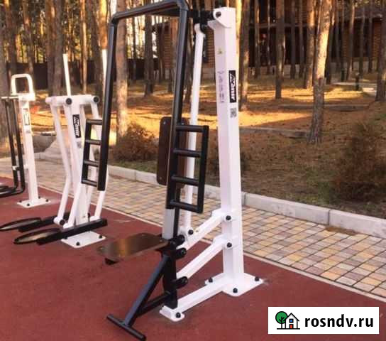 Уличный тренажер жим от груди с регулировкой AVU00 Омск - изображение 1