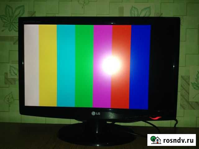 Монитор для компьютера LG W2243S Черкесск - изображение 1