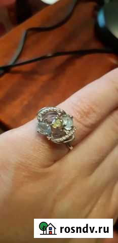 Кольцо серебряное с топазами, аметистами р.18.5 Нижний Новгород - изображение 1