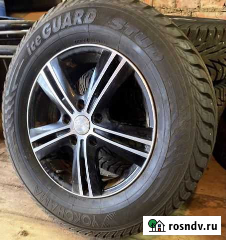 Зимняя резина Yokohama r16 на литых дисках Рославль - изображение 1