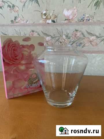 Стеклянная ваза для цветов Владивосток - изображение 1