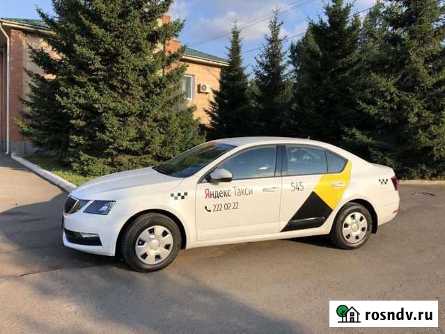 Автомобиль в аренду под такси Сочи - изображение 1