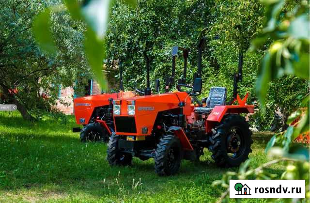 Трактор Уралец 2204Б с отвалом и щеткой Тамбов - изображение 1