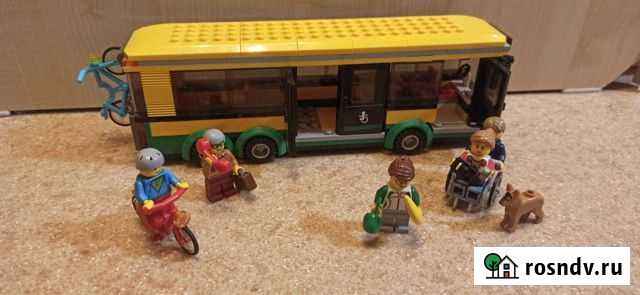 Lego City Автобусная станция Агалатово - изображение 1