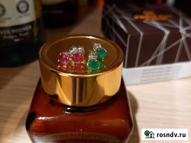 Серебряные серьги с изумрудами Мурманск - изображение 1