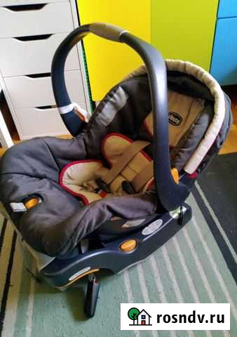 Детское автокресло до 12кг Chicco Великий Новгород - изображение 1
