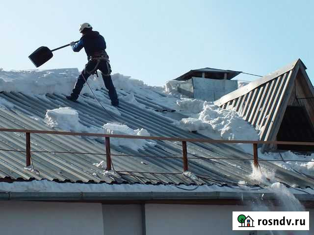 Чистка снега с крыш Екатеринбург - изображение 1