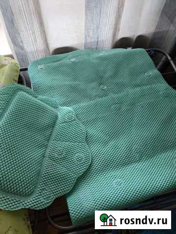 Коврик и подголовник для ванной Астрахань - изображение 1