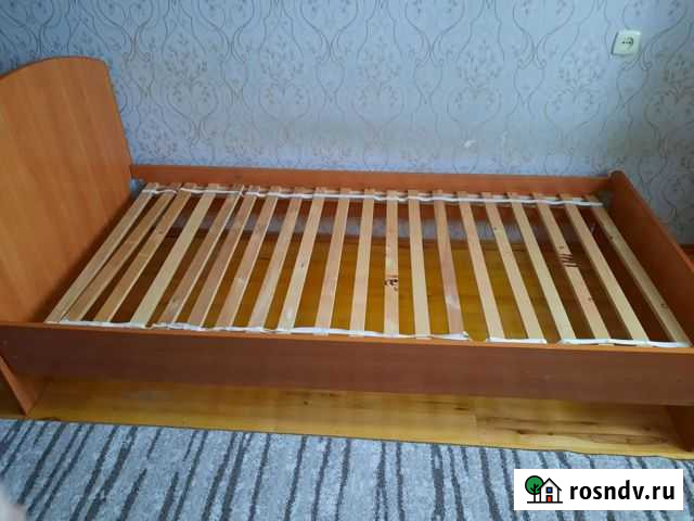 Кровать 90*190 с матрасом б/у Йошкар-Ола - изображение 1