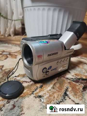 Видеокамера бу Товарково - изображение 1