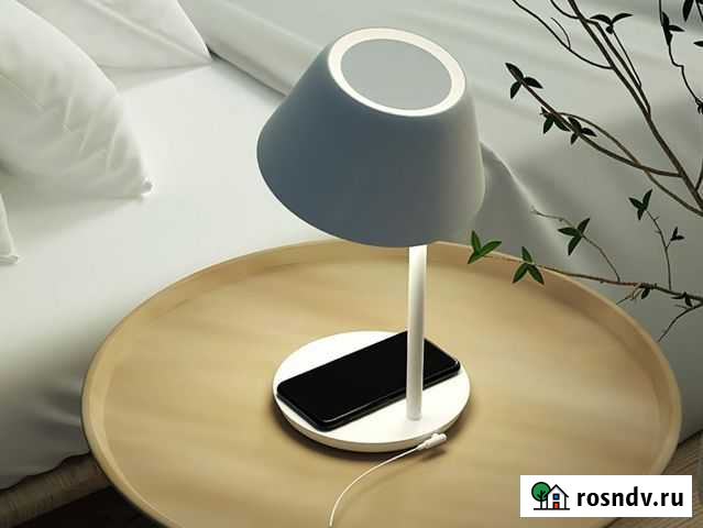 Настольная лампа с беспроводной зарядкой Xiaomi Омск - изображение 1