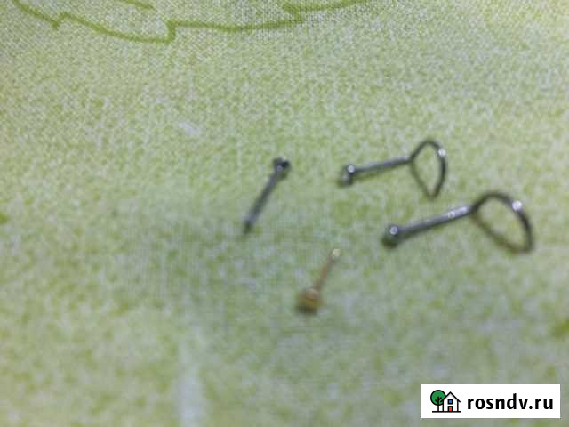 Нострилы пирсинг в нос сплав и золото Екатеринбург - изображение 1