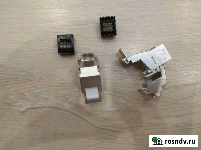 Розеточный Модуль Molex KSJ-00079 RJ45 кат. 6A STP Московский - изображение 1