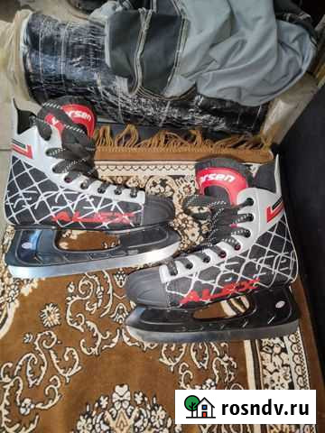 Коньки хоккейные Екатеринбург - изображение 1