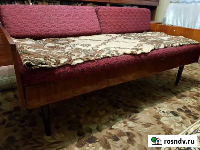 Диван бу. Длина 1,50, ширина 0,7. Если раздвинуть Пятигорск - изображение 1
