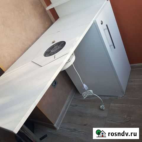 Столик для маникюра бу Когалым - изображение 1