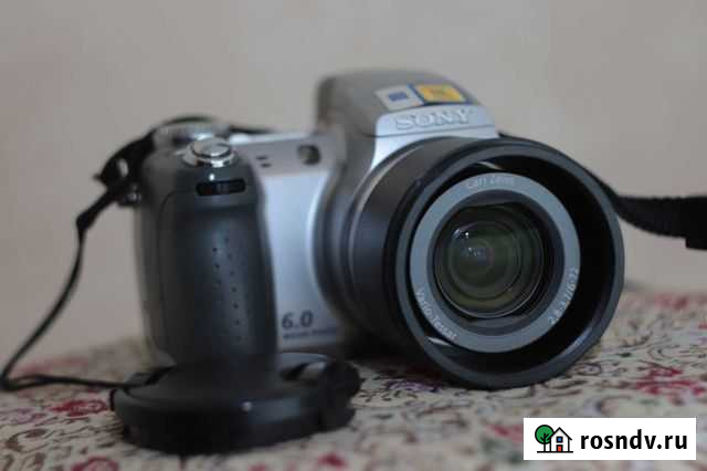 Компактный фотоаппарат Sony DSC-H2 Петропавловск-Камчатский - изображение 1