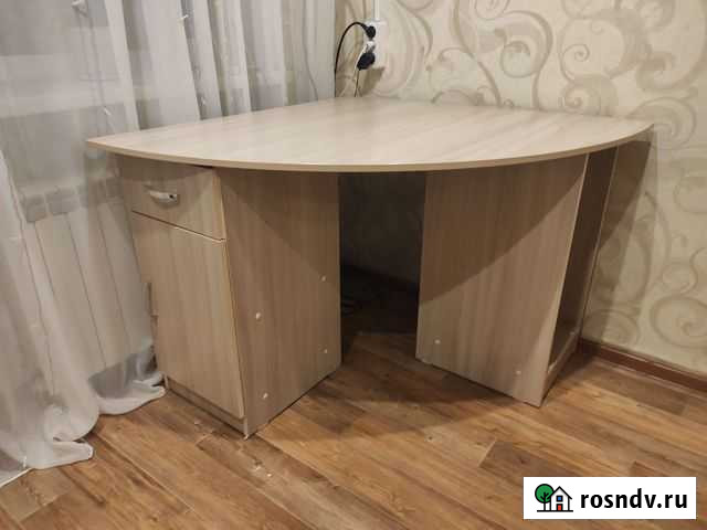 Стол компьютерный угловой Томск - изображение 1