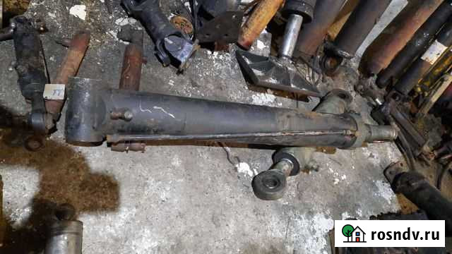 Гидроцилиндр рукояти Велмаш Кирс - изображение 1