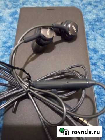 Наушники akg от Samsung s8 Знаменск - изображение 1