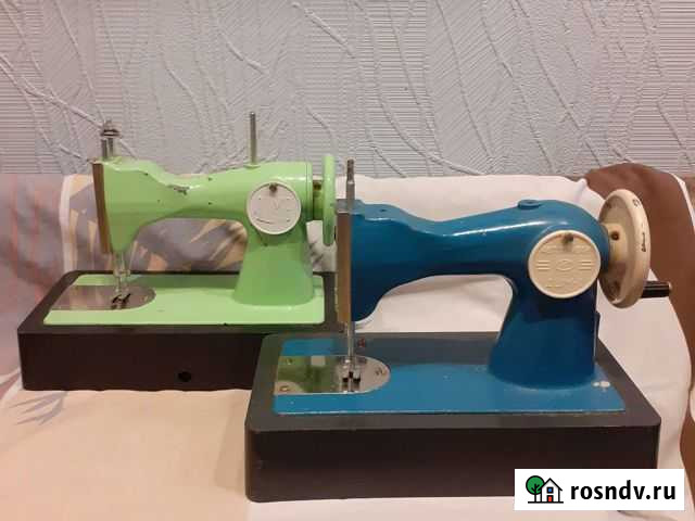 Игрушка СССР швейная машинка Луга - изображение 1