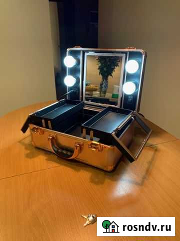 Бьюти кейс чемодан, настольная мини студия Видное - изображение 1