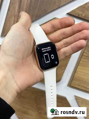 Apple Watch SE (44mm) Гарантия до 17.03.22 Саранск - изображение 1