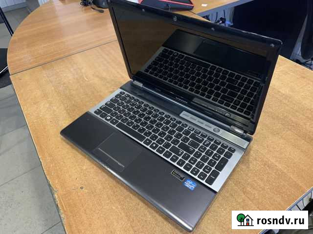 Samsung RV511 Core i5/6G/500Gb/GT540M Пятигорск - изображение 1